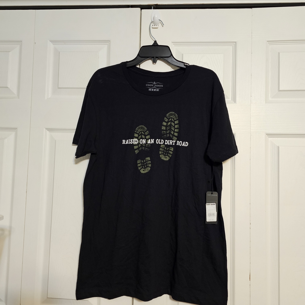 Cody James "Raised on an Old Dirt Road" Graphic Tee - NWT Large